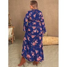 Load image into Gallery viewer, Elegant Printed Flare Sleeve Dress Plus Size