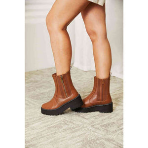 Fashionable Comfort Link Side Zip Platform Boots - Shoes