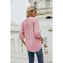 Cargar imagen en el visor de la galería, Swiss Dot Notched Neck Three-Quarter Sleeve Blouse